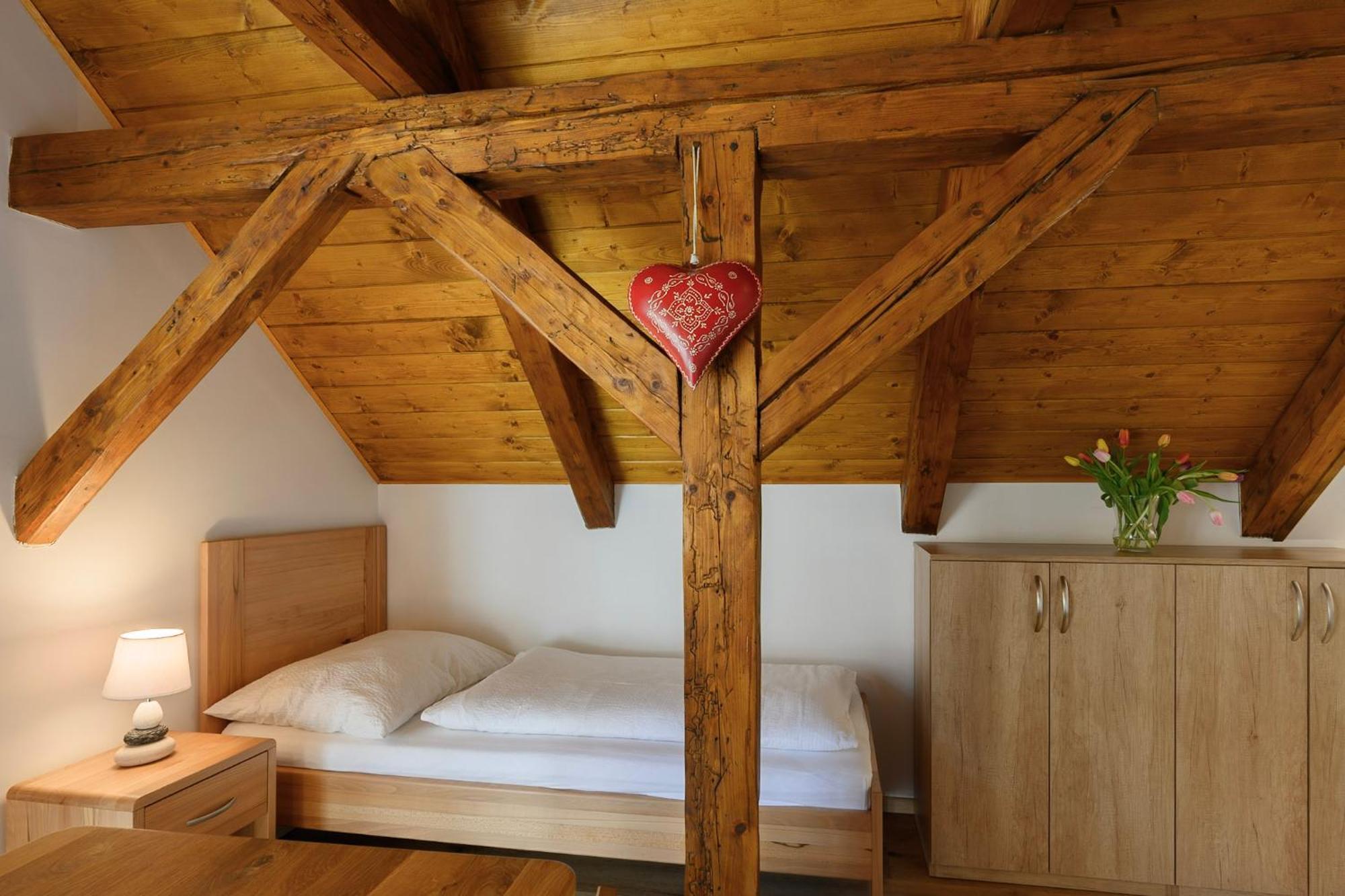 Apartmany Mezivodi Kycera Exterior photo