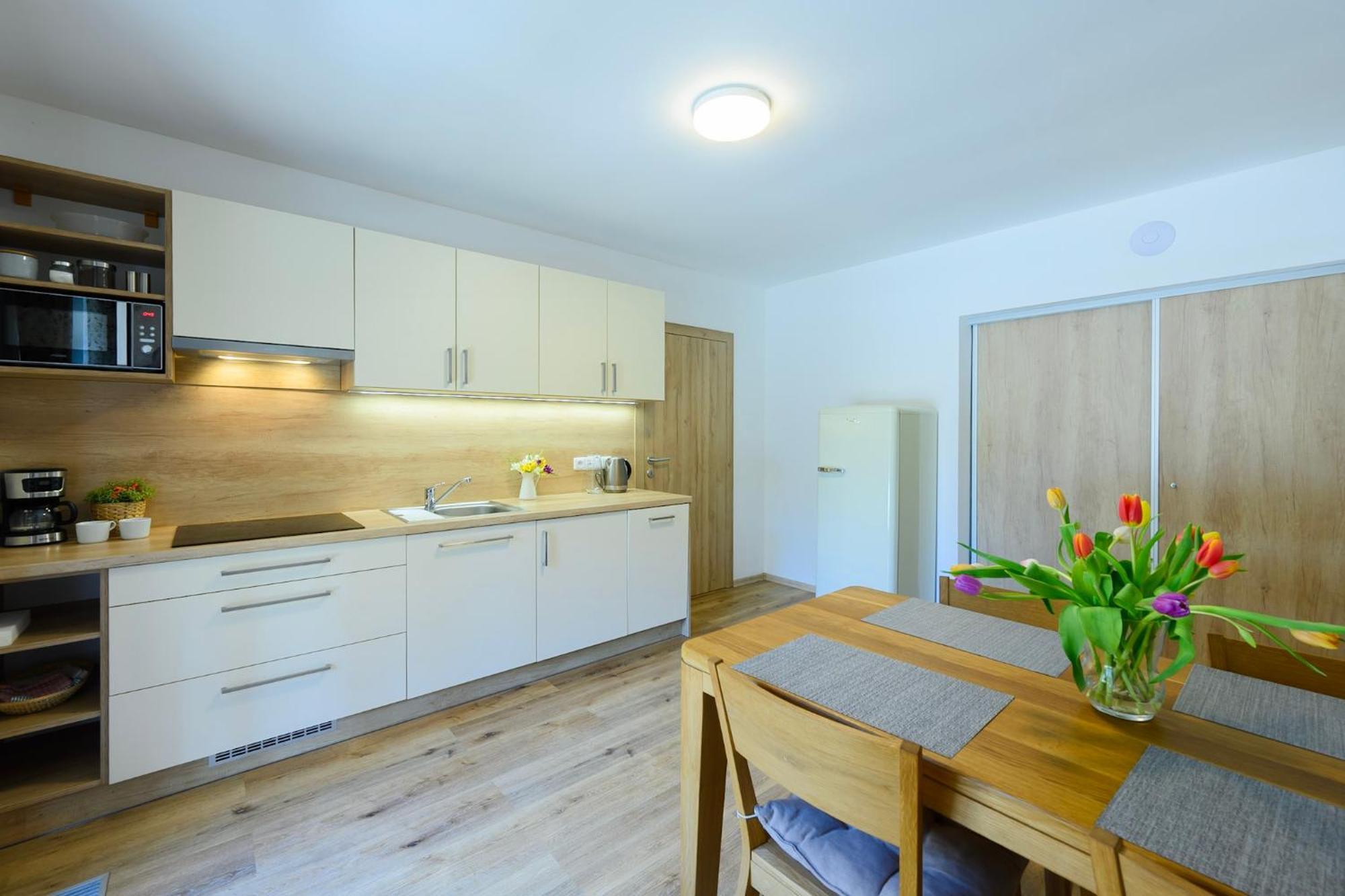 Apartmany Mezivodi Kycera Exterior photo