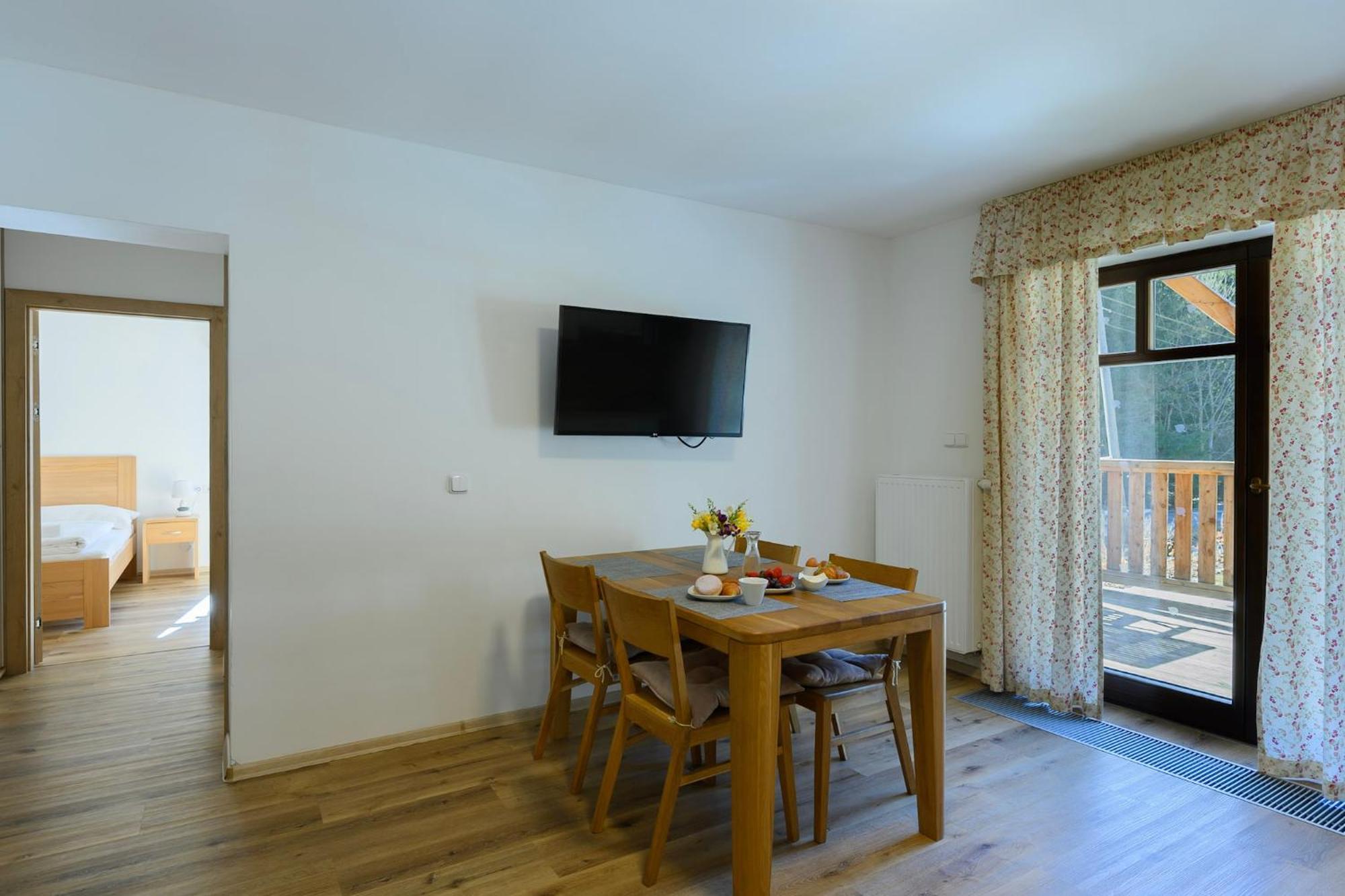 Apartmany Mezivodi Kycera Exterior photo