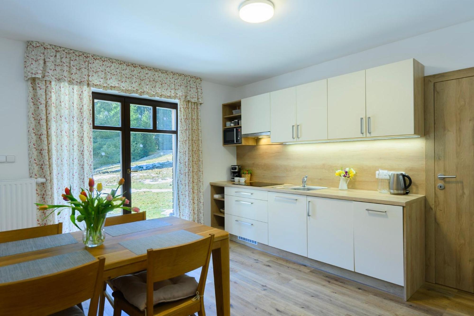Apartmany Mezivodi Kycera Exterior photo